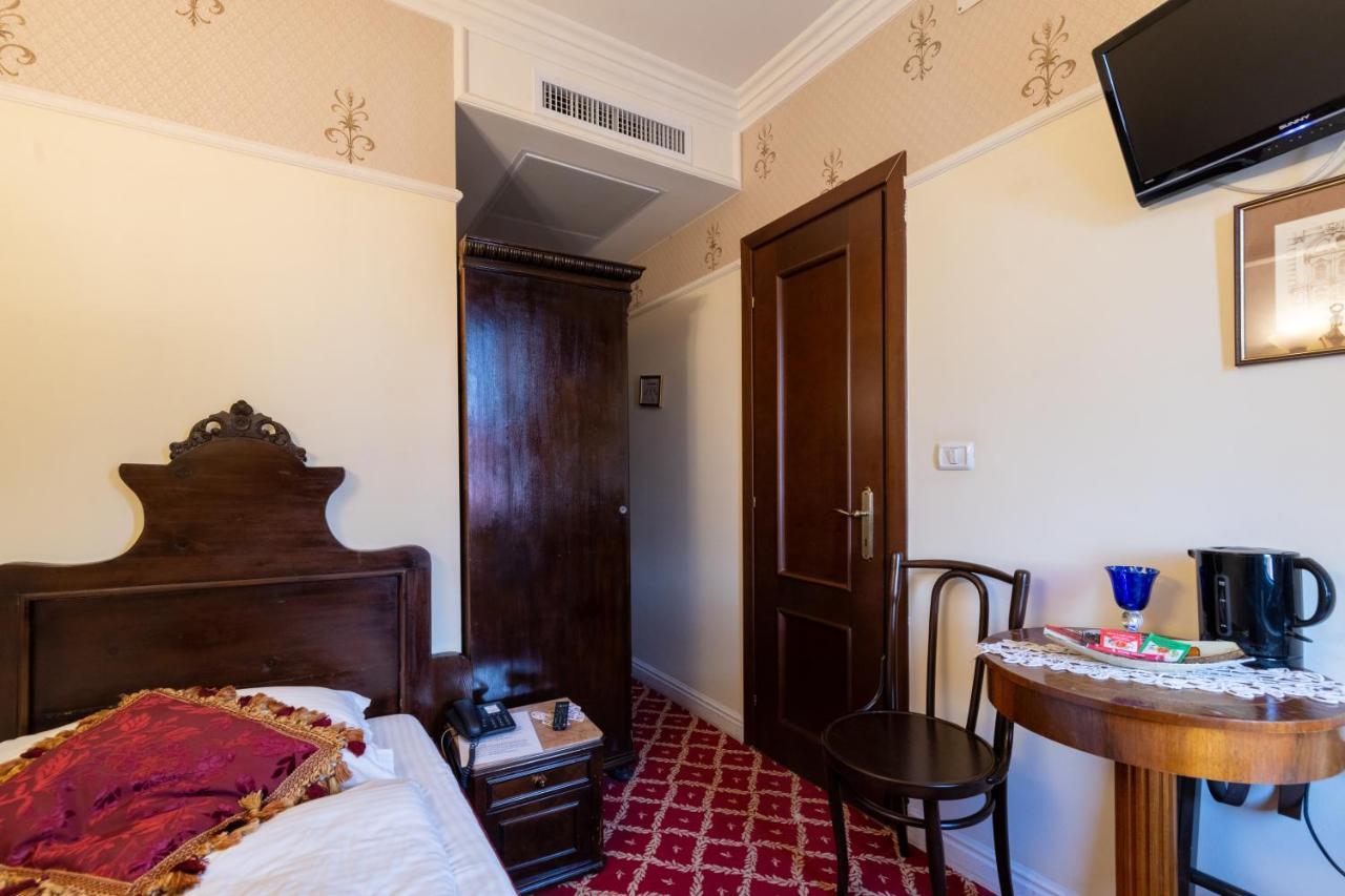 Casa Del Sole Boutique Hotel ティミショアラ エクステリア 写真