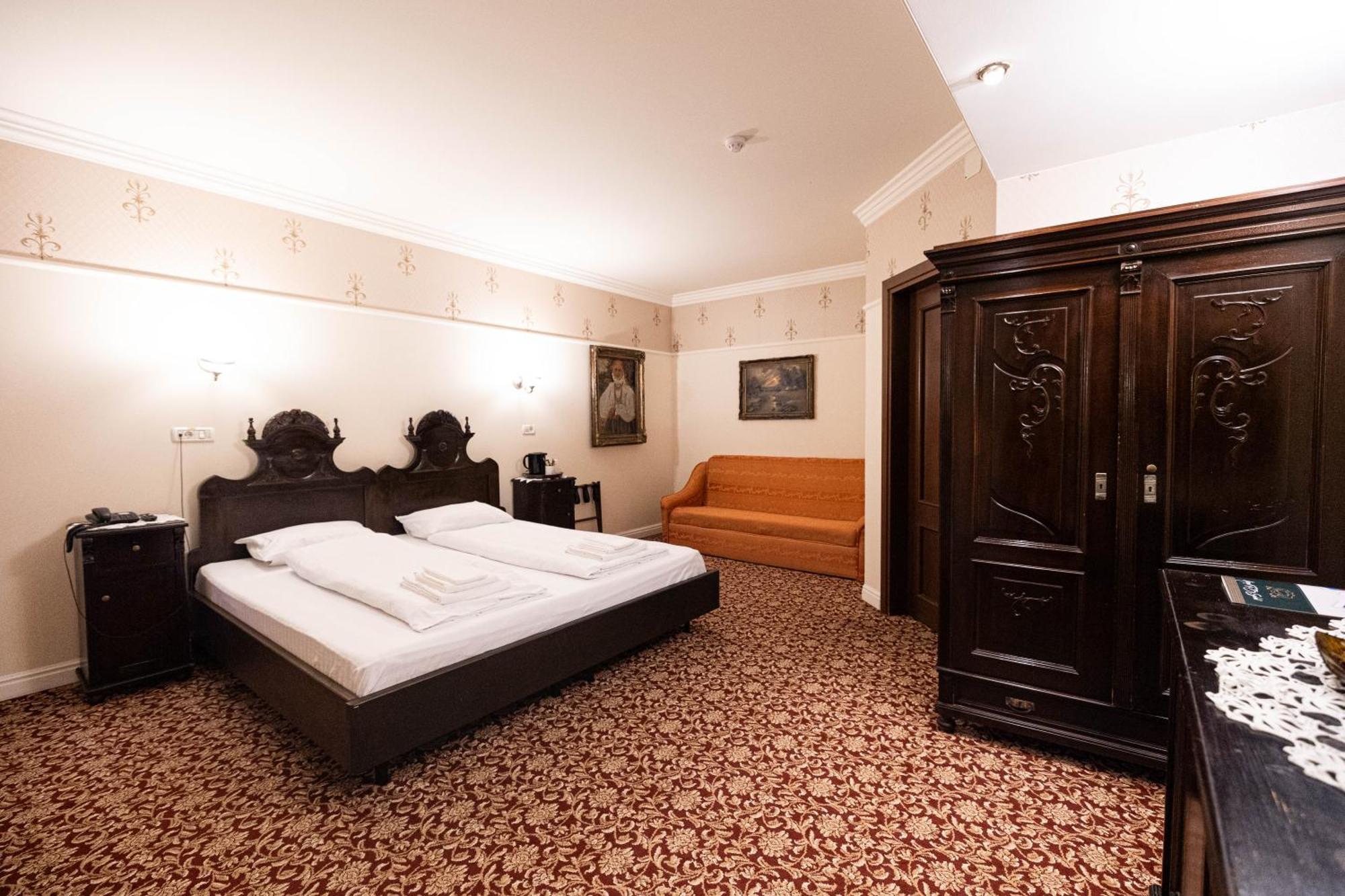 Casa Del Sole Boutique Hotel ティミショアラ エクステリア 写真