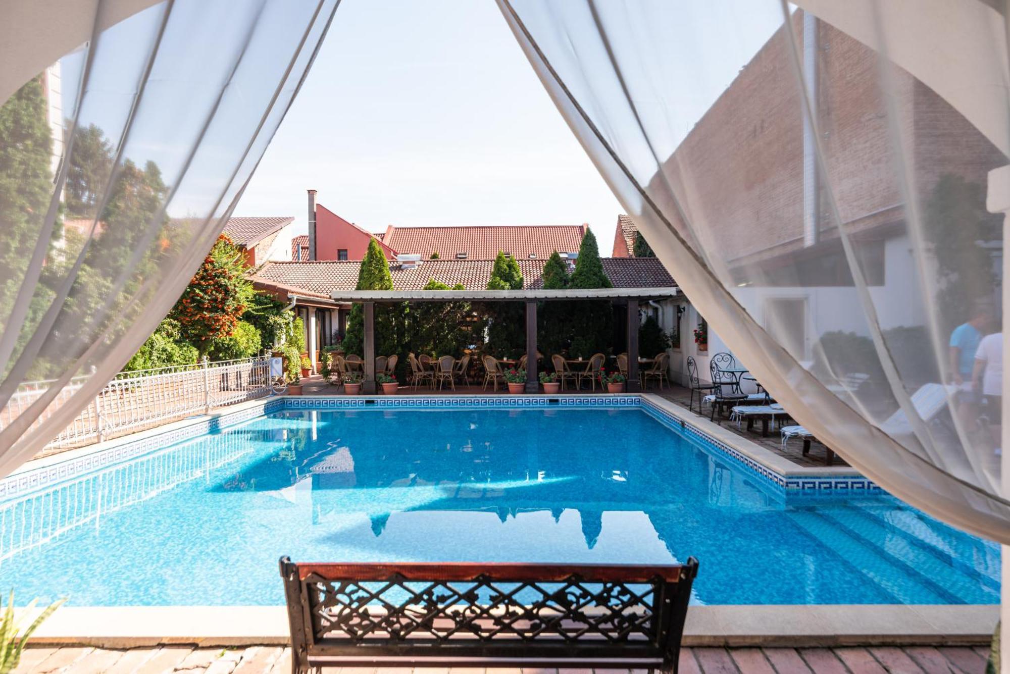 Casa Del Sole Boutique Hotel ティミショアラ エクステリア 写真