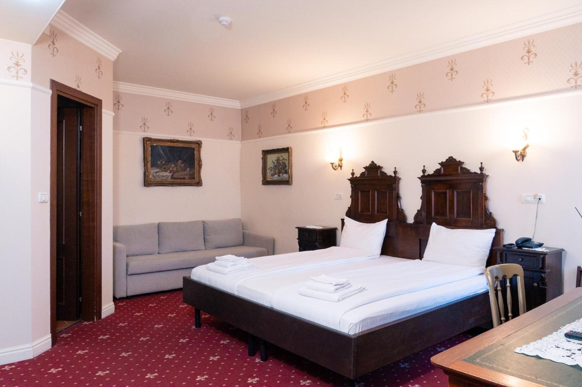 Casa Del Sole Boutique Hotel ティミショアラ エクステリア 写真