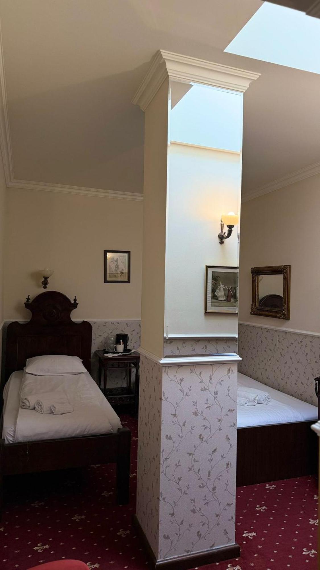 Casa Del Sole Boutique Hotel ティミショアラ 部屋 写真